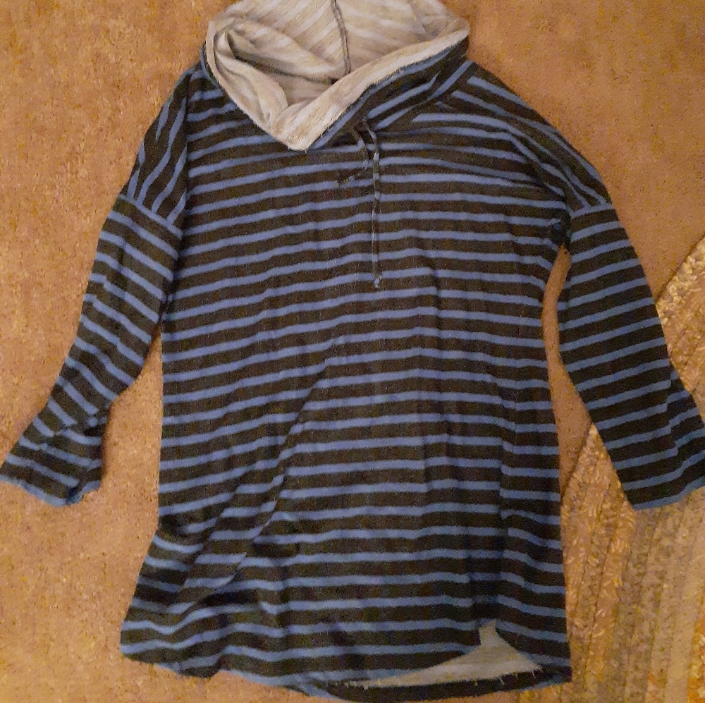 Cable & Gauge Turtleneck lightweight sweater mediu